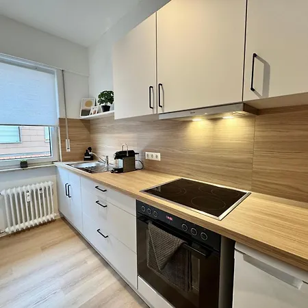 Modernes Stadt-apartment - Helmut - *